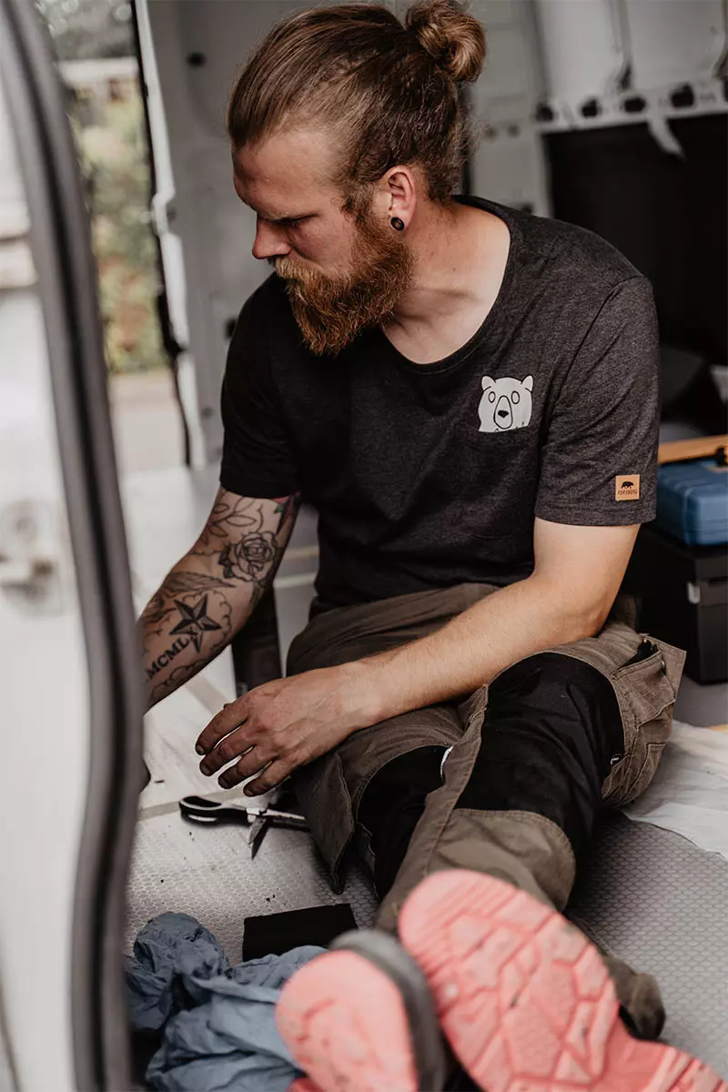 Person, Sitzend, Erwachsener, Männlich, Mann